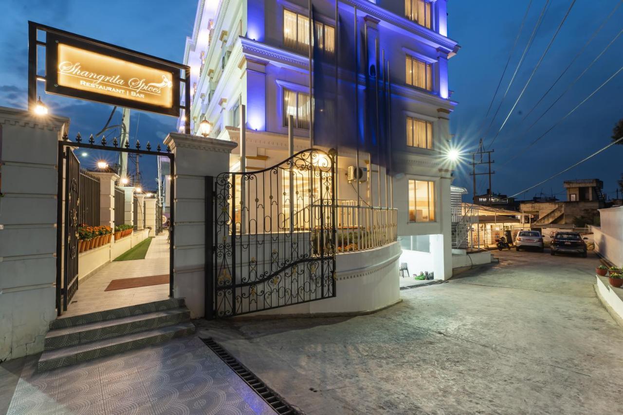 Shangrila Blu Hotel Lalitpur Exterior photo